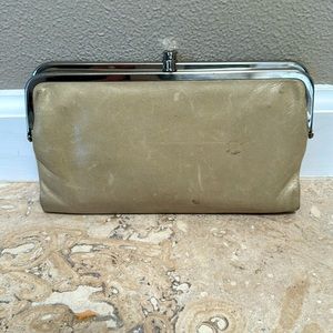 Hobo Clutch Wallet ✨👛